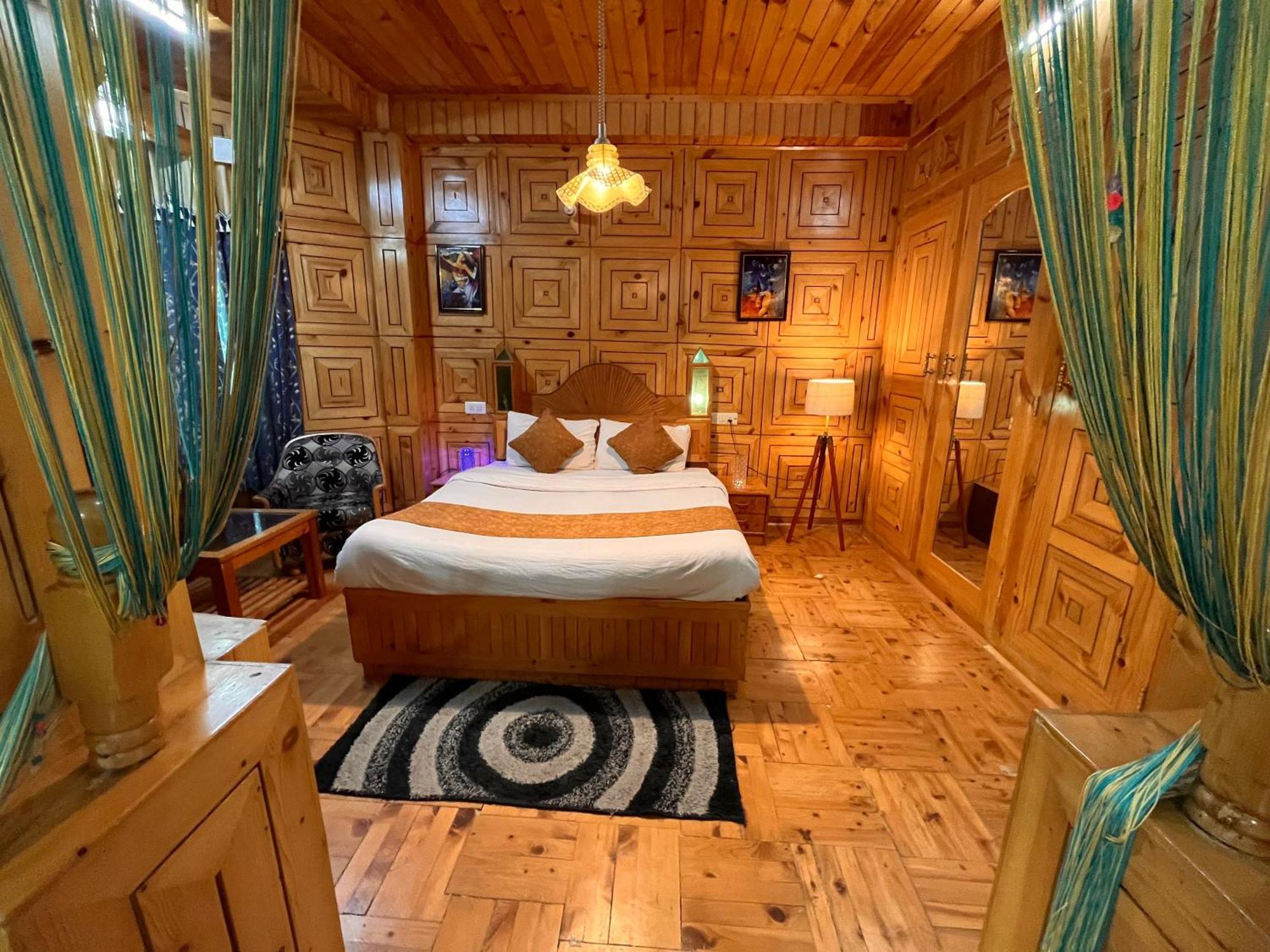 Woods Villa Cottage, Manali 外观 照片